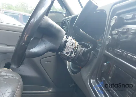 2004 GMC Yukon Xl 1500 Slt z USA, uszkodzony, nr VIN 1GKFK16Z74J285168